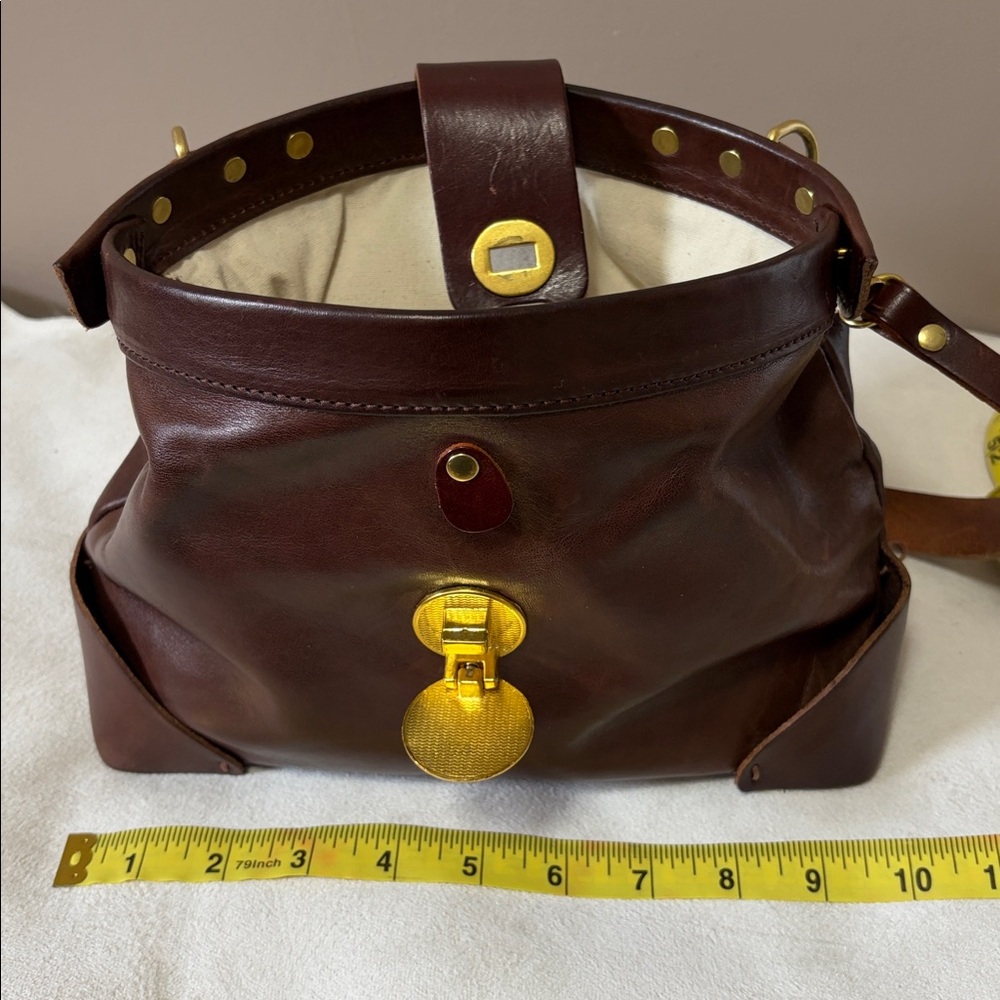 Old Trend Gypsy Soul Leather Crossbody Bag - Picture 15 of 17